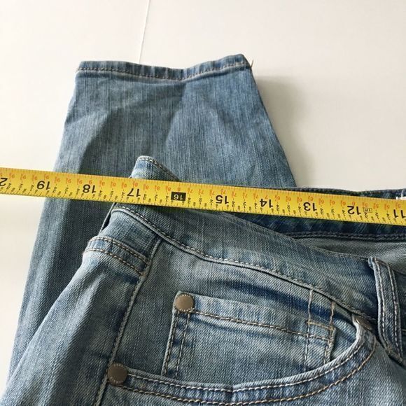 Torrid Cropped Sophia Rapids Skinny Jeans - Picture 6 of 8